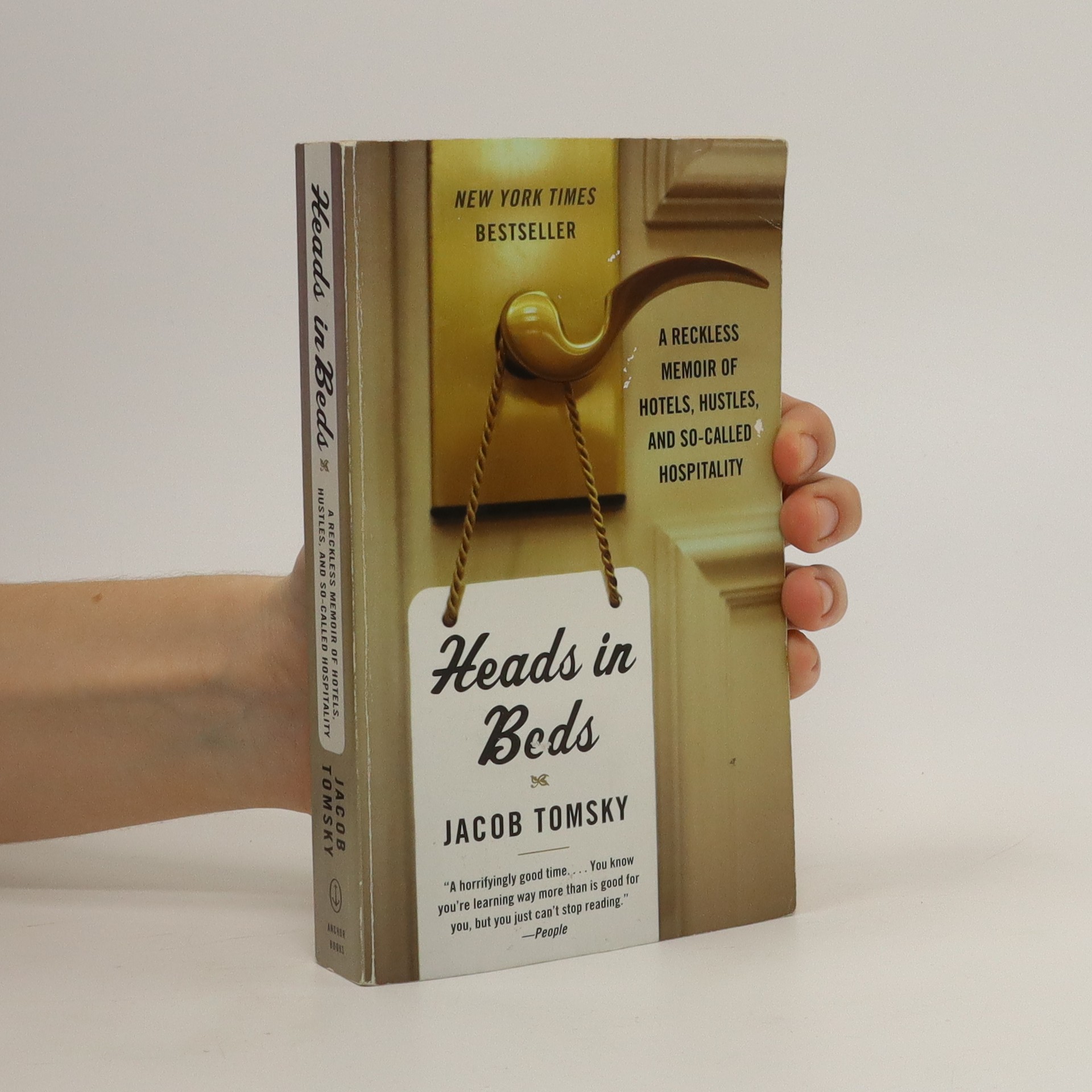 Heads in Beds Jacob Tomsky knihobot.sk