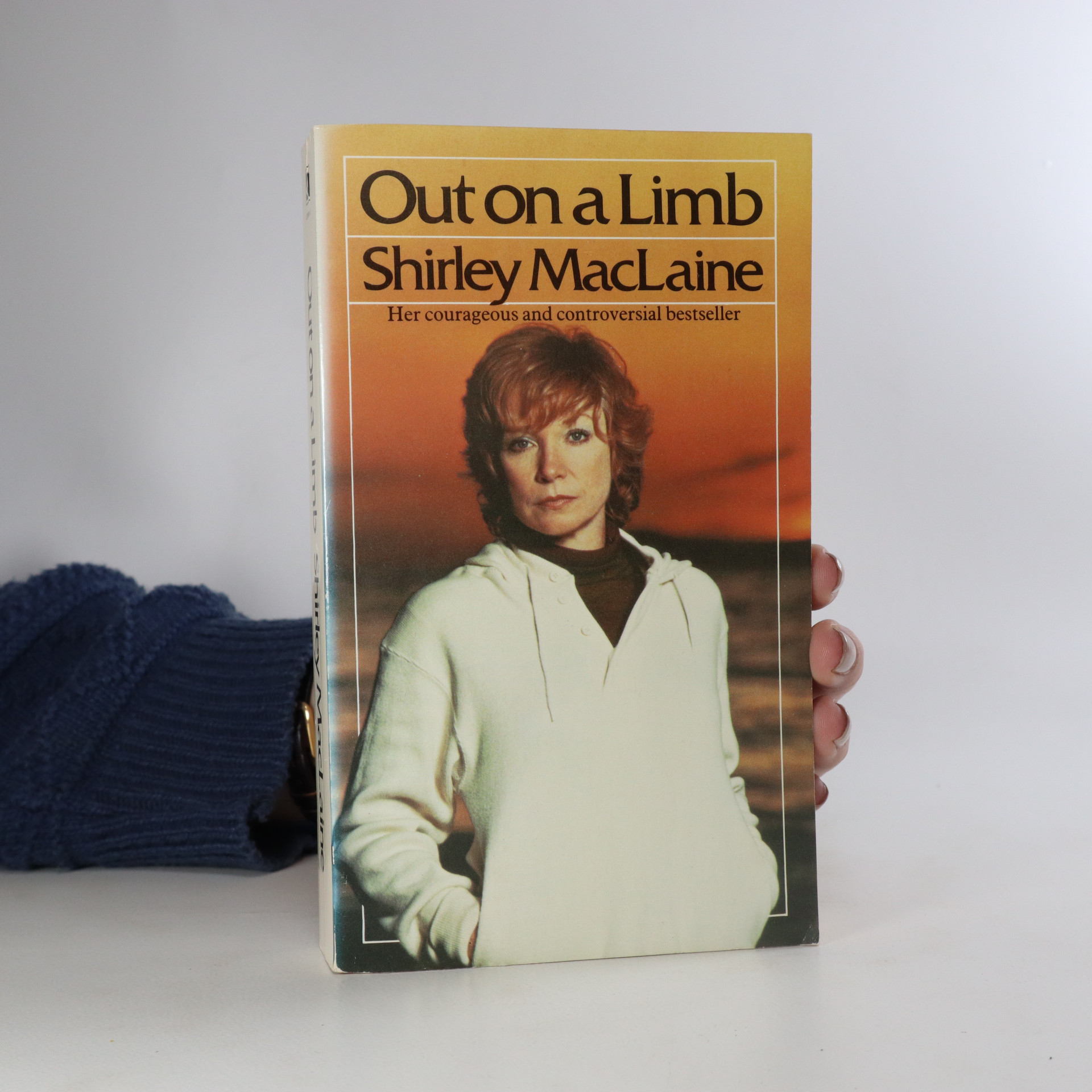Out on a limb MacLaine, Shirley knihobot.sk Out on a limb MacLaine, Shirley knihobot.sk
