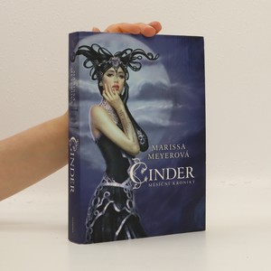 náhled knihy - Měsíční kroniky - Cinder (1. díl série)