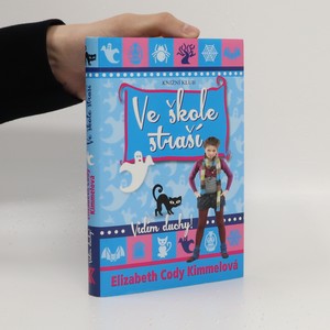 náhled knihy - Ve škole straší