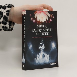 náhled knihy - Mistr papírových kouzel