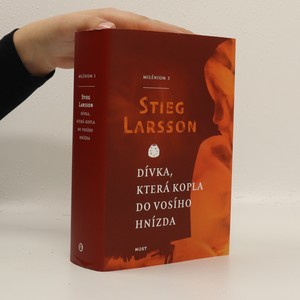 náhled knihy - Dívka, která kopla do vosího hnízda. Milénium 3