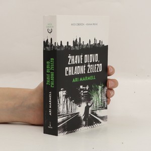 náhled knihy - Žhavé olovo, chladné železo : Mick Oberon. Kniha první