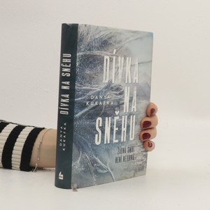 náhled knihy - Dívka na sněhu
