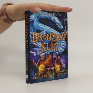náhled knihy - Magisterium 3. Bronzový klíč