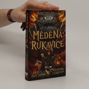 náhled knihy - Magisterium. Měděná rukavice.