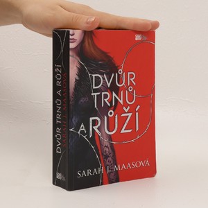 náhled knihy - Dvůr trnů a růží