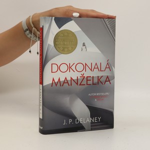 náhled knihy - Dokonalá manželka